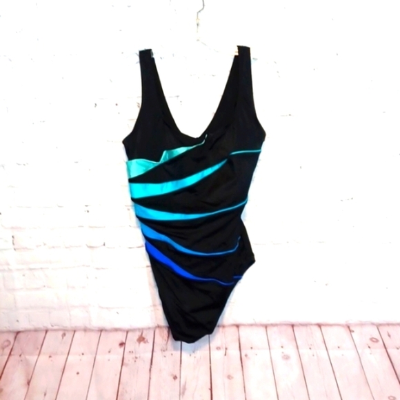 St. JohnsBay‎ Woman's Blue & Black One Piece Bathing Suit 22 W - Picture 1 of 9